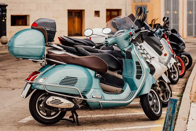 motorcycles-6955411_640