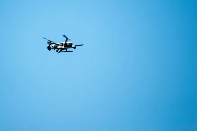 drone-3698584_640